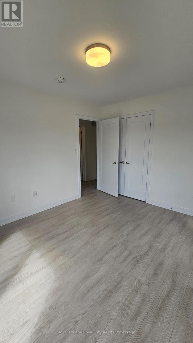 42 Lowes Road West — photo 15