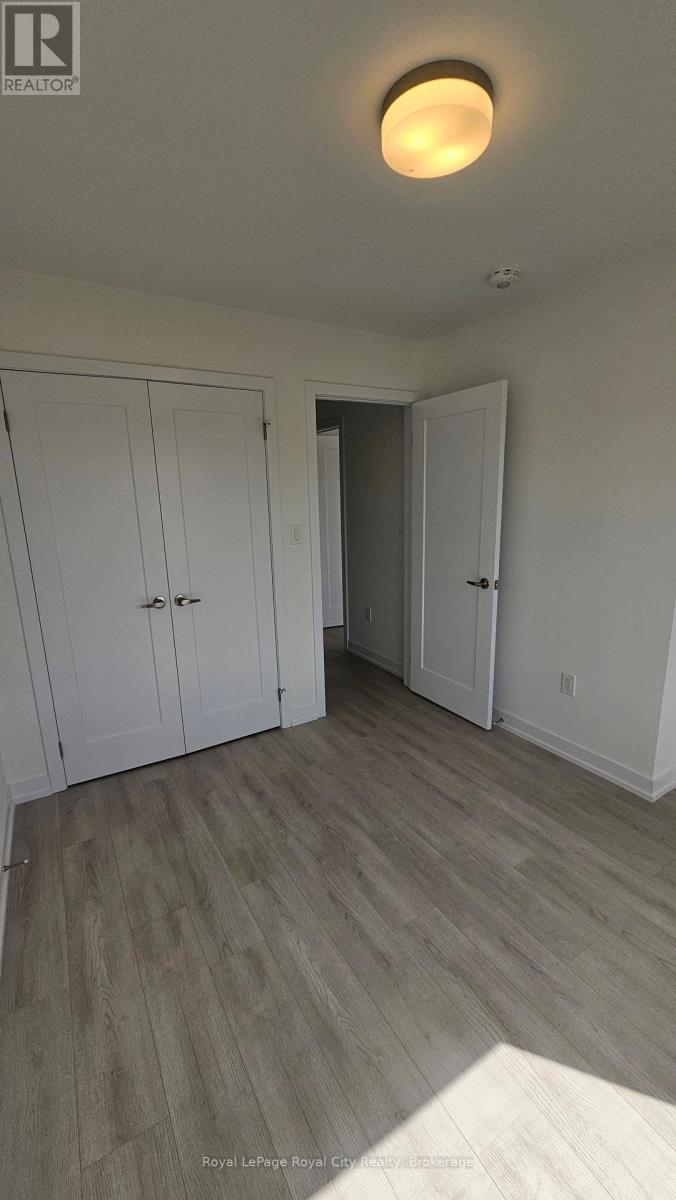 42 Lowes Road West — photo 17
