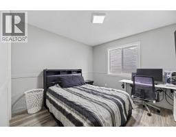 Bedroom - 6 Valarosa Cove, Didsbury, AB T0M0W0 Photo 13