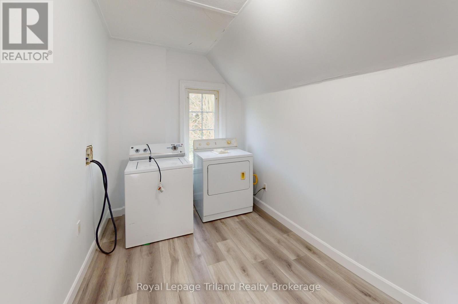 279 VANSITTART AVENUE - Image 21