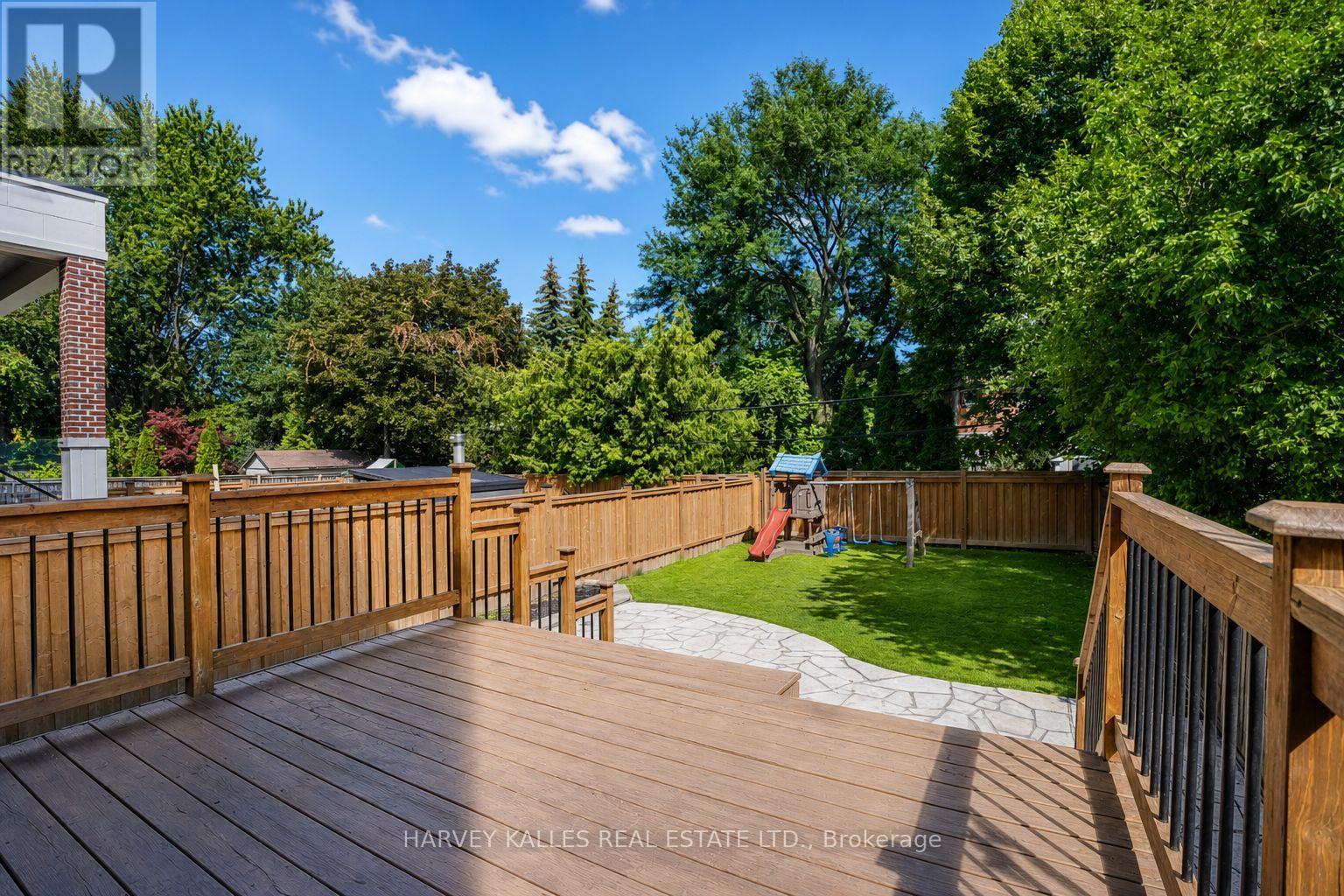 176 JOICEY BOULEVARD - Image 35