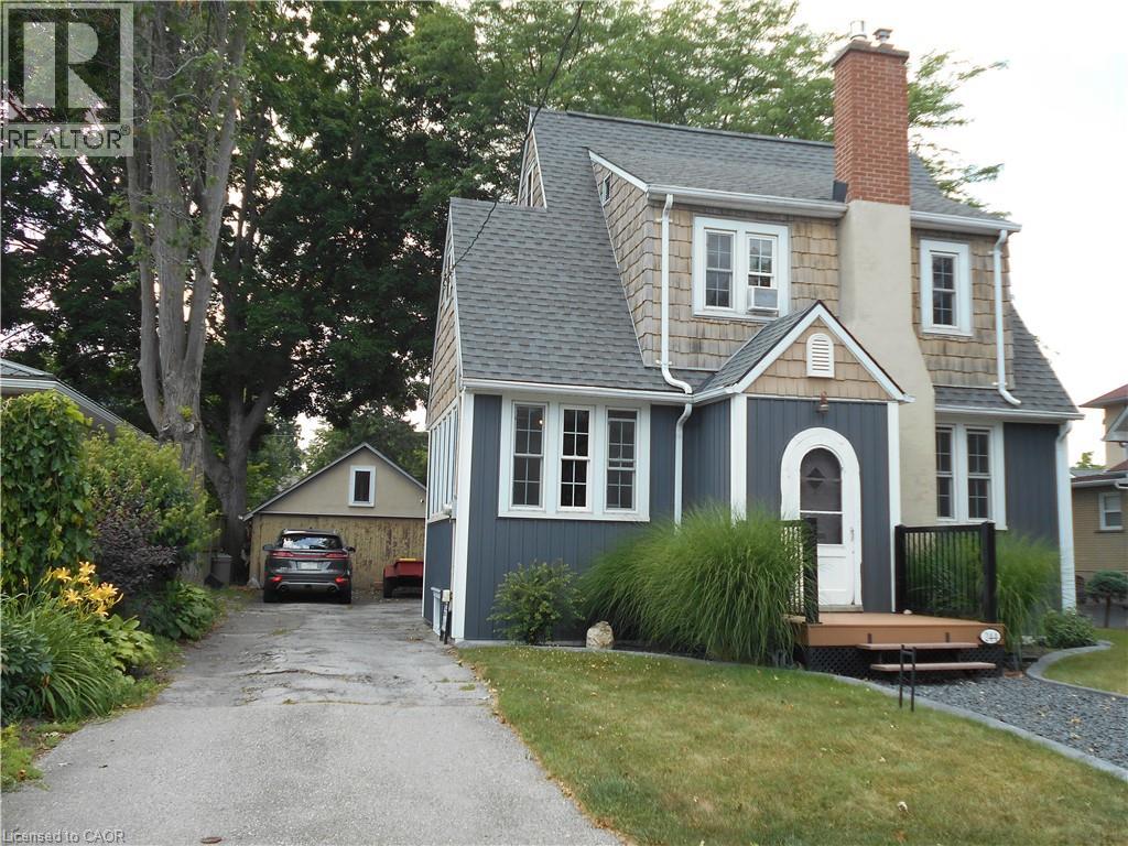 244 KENT Street S - 2