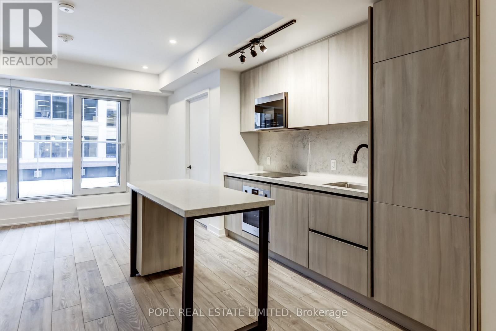 806 - 108 PETER STREET, Toronto (Waterfront Communities) — photo 2