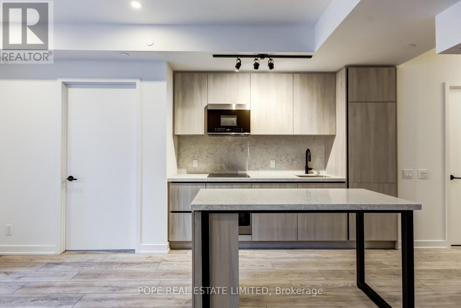 806 - 108 PETER STREET, Toronto (Waterfront Communities) — photo 3