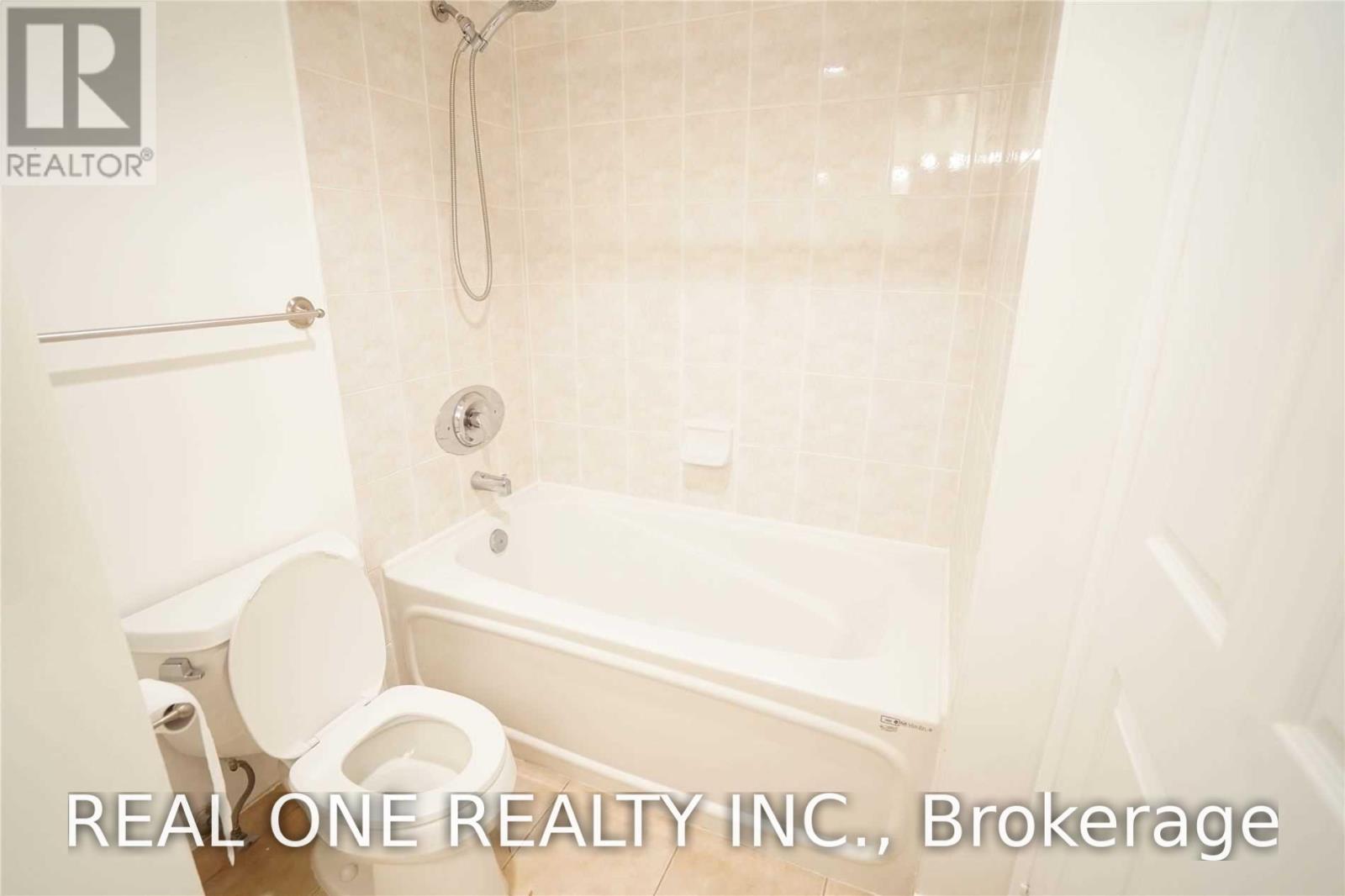 30 Harrison Garden Boulevard — photo 10