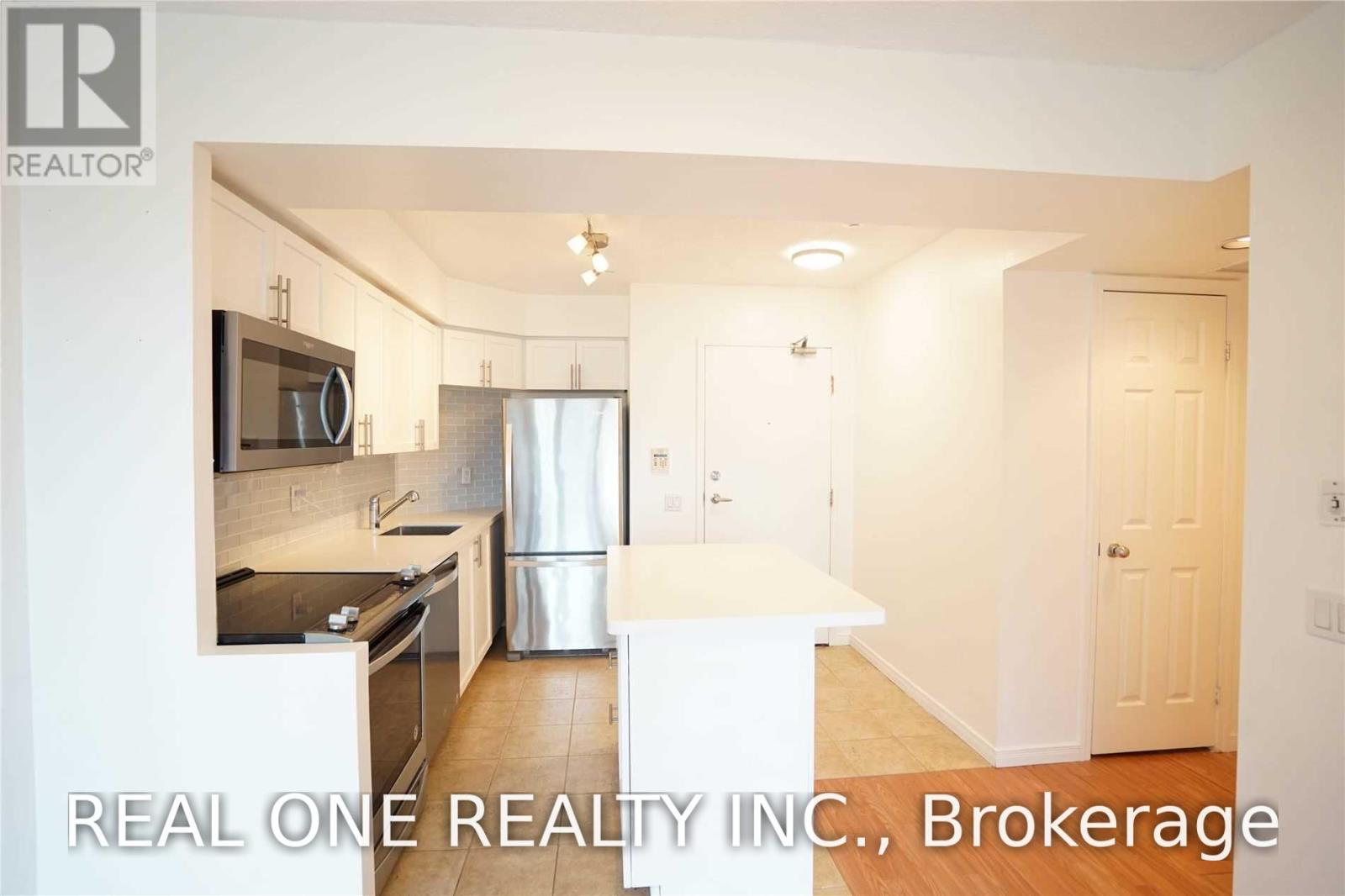 2011 - 30 HARRISON GARDEN BOULEVARD, Toronto (Willowdale East) — photo 3