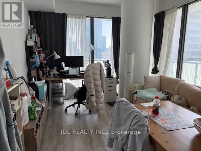 50 Charles Street East — photo 11
