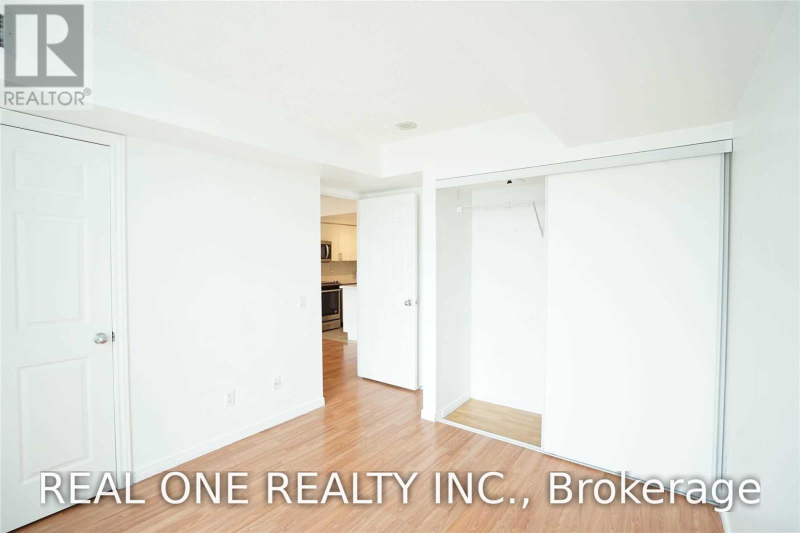 2011 - 30 HARRISON GARDEN BOULEVARD, Toronto (Willowdale East) — photo 7