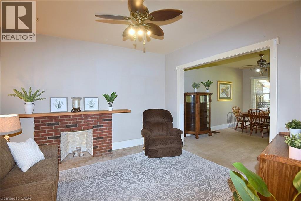 781 OAKDALE Avenue, Burlington — photo 7