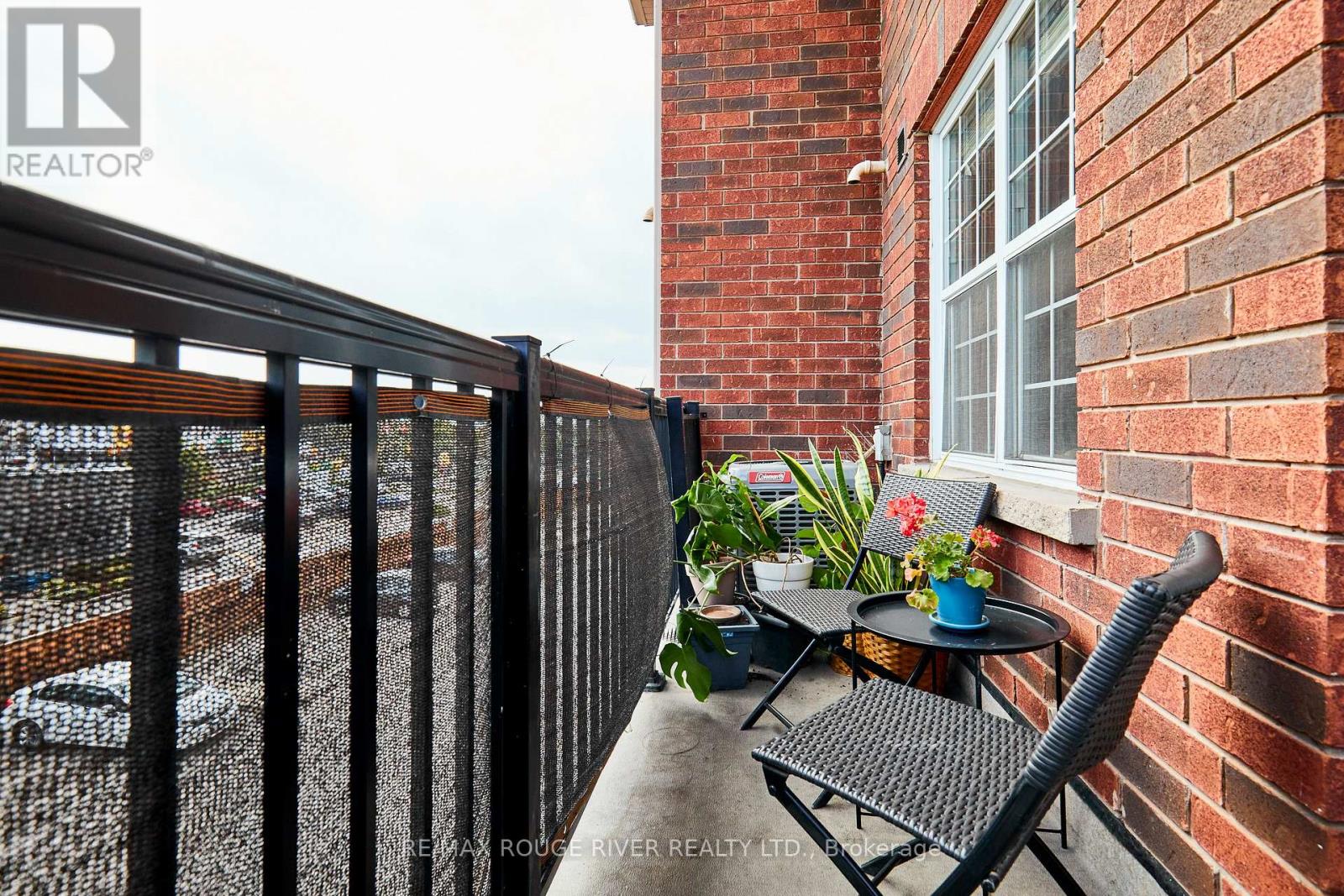 #312 25 STRANGFORD LANE - 20