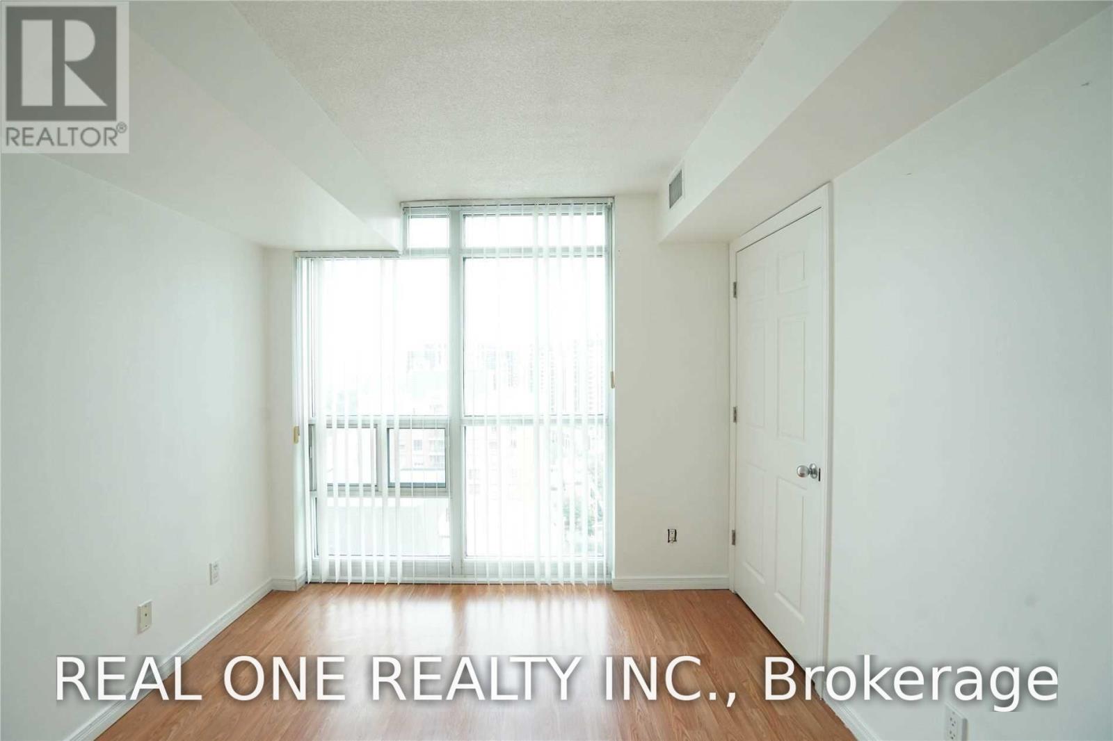2011 - 30 HARRISON GARDEN BOULEVARD, Toronto (Willowdale East) — photo 8