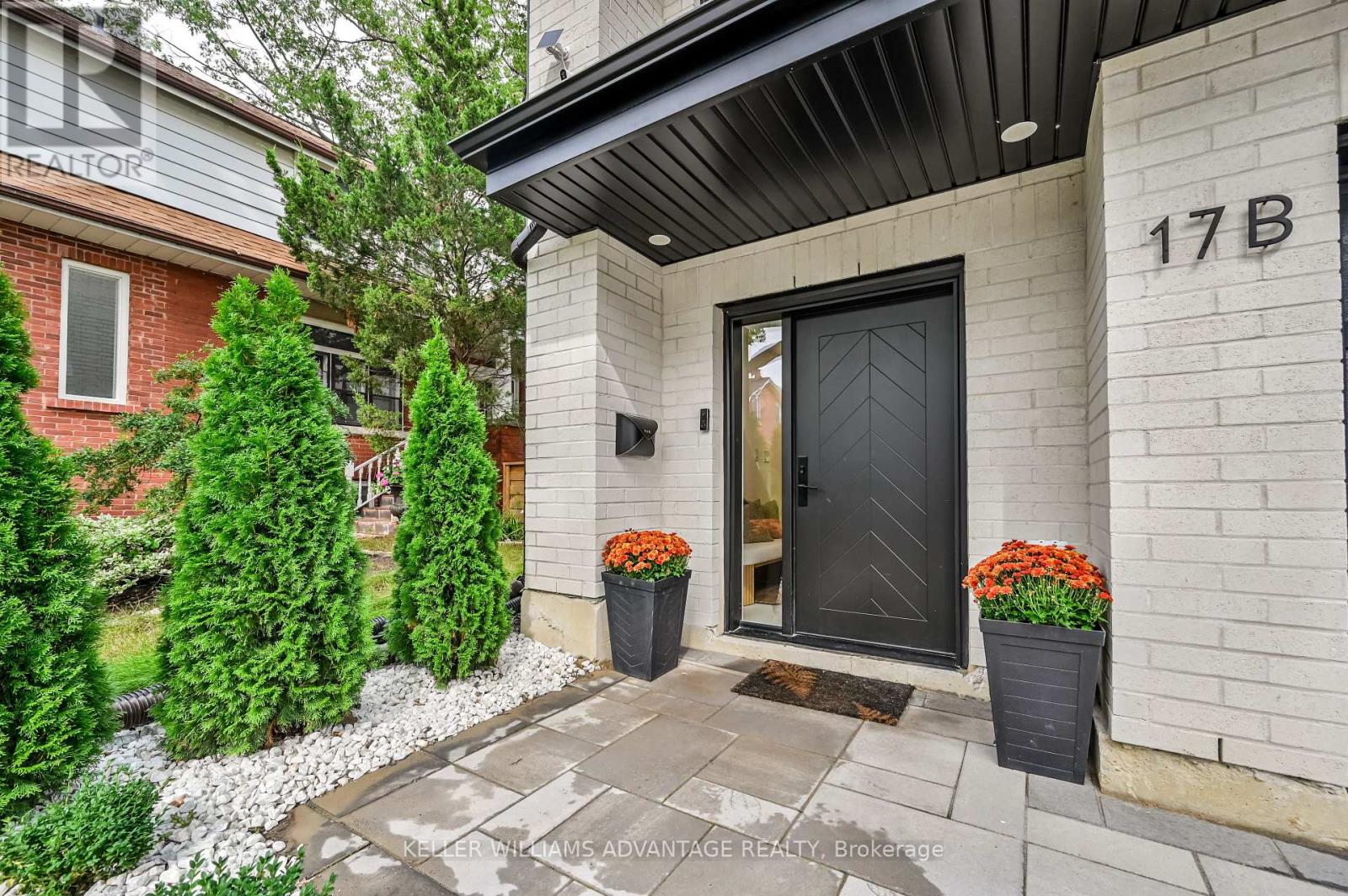 17 B Haig Avenue, Toronto — photo 2