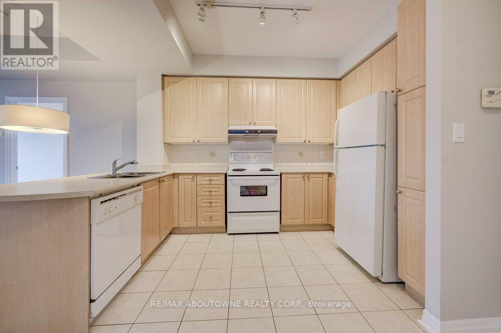 #403 80 PORT STREET E - 4