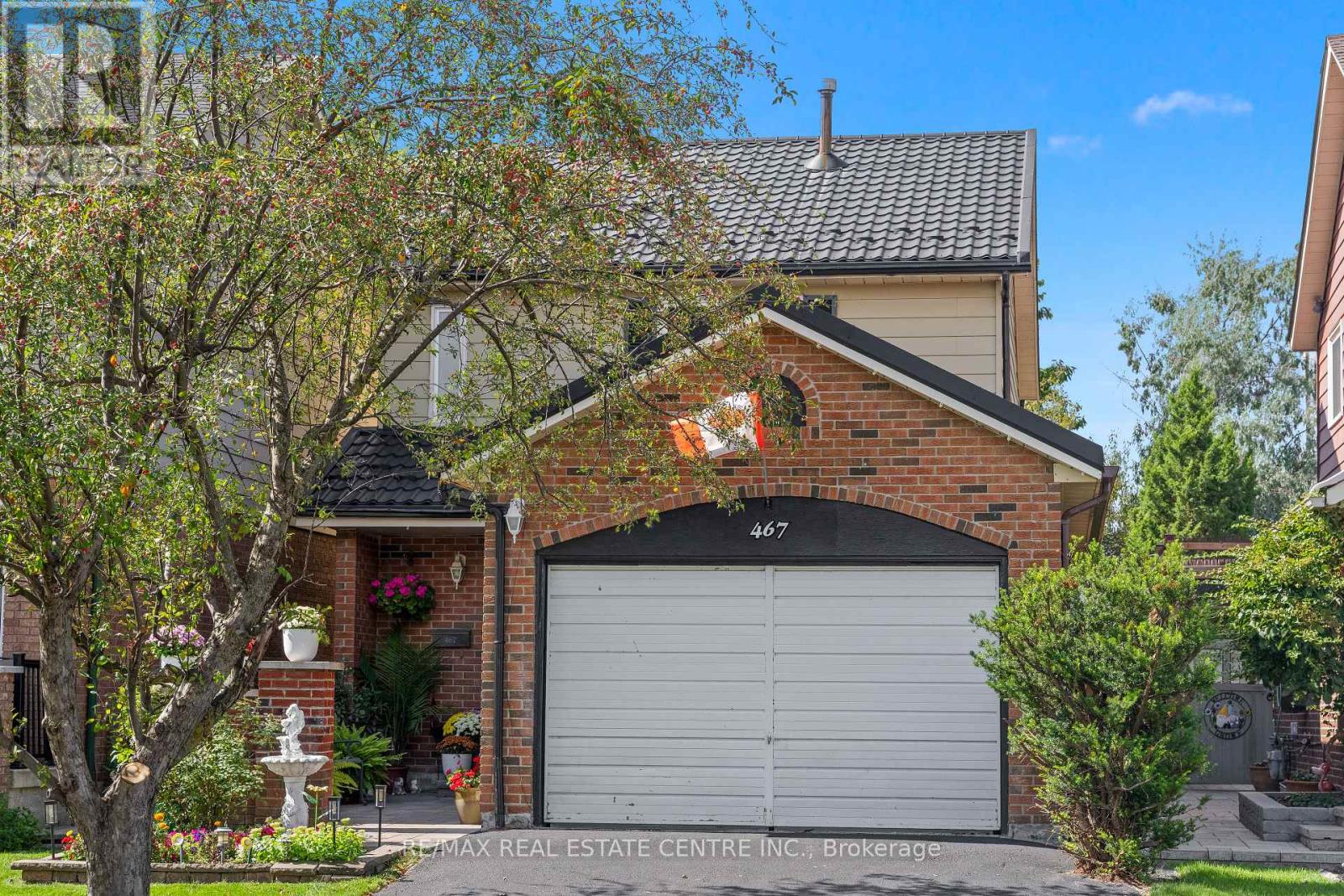 467 HANSEN ROAD N - 1