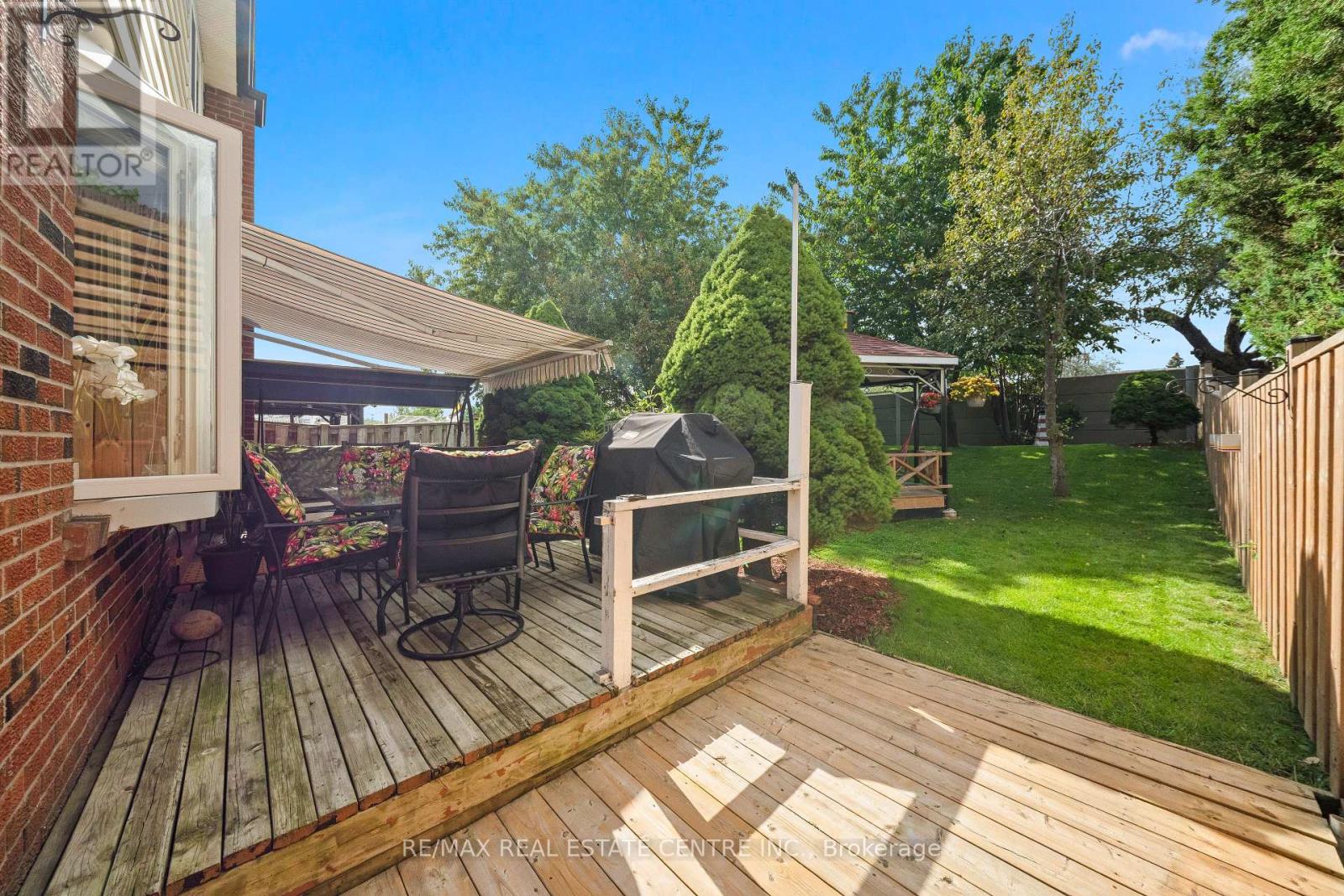467 HANSEN ROAD N - 26