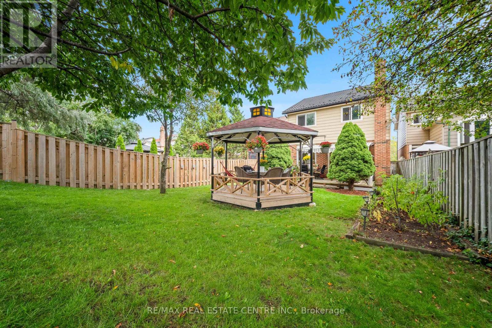 467 HANSEN ROAD N - 30