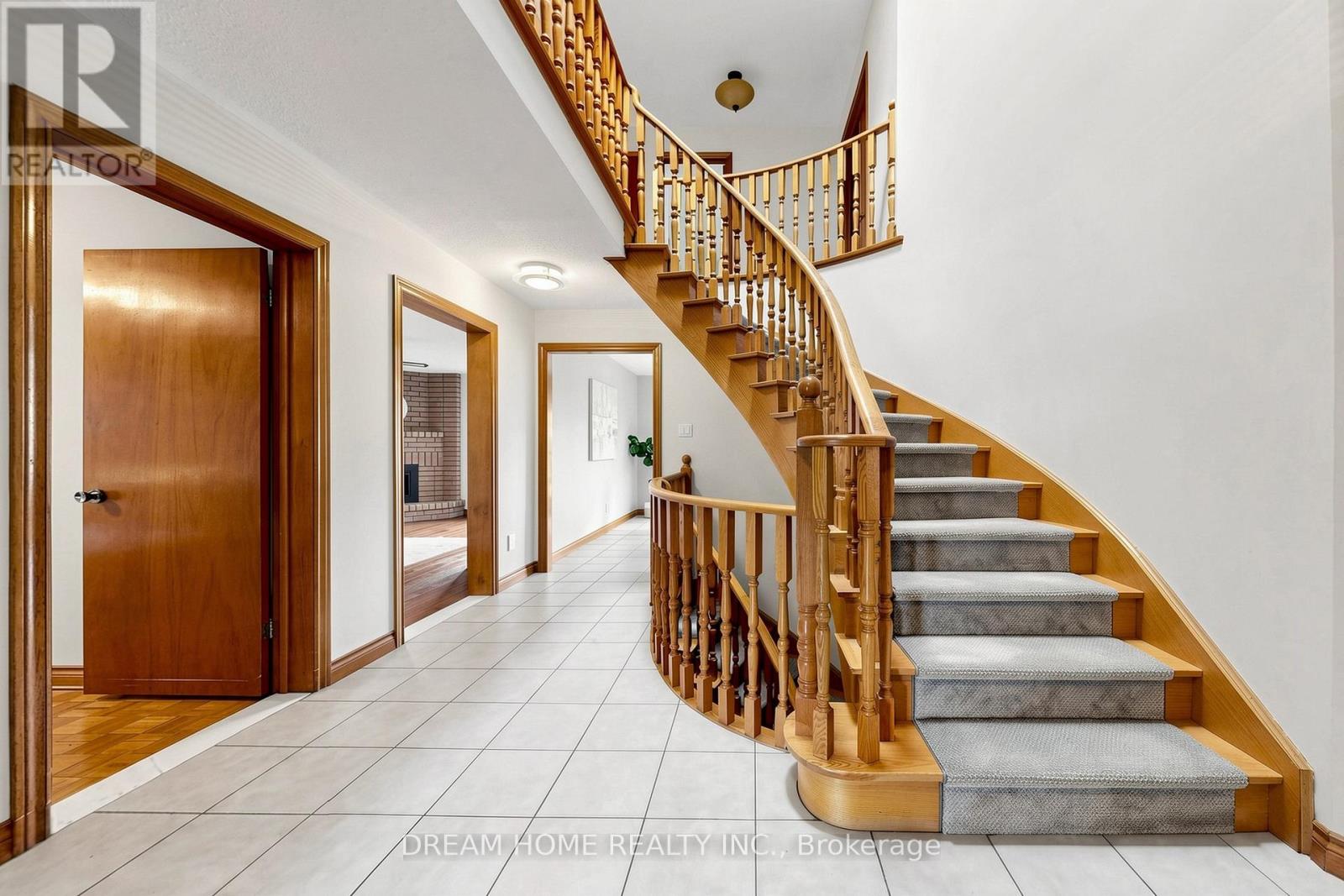 312 VALERIA BOULEVARD, Vaughan (East Woodbridge) — photo 4
