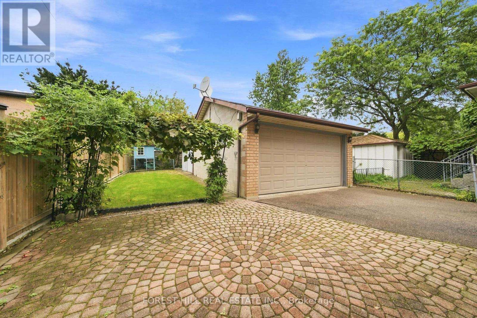 1006 BRIAR HILL AVENUE - Image 38
