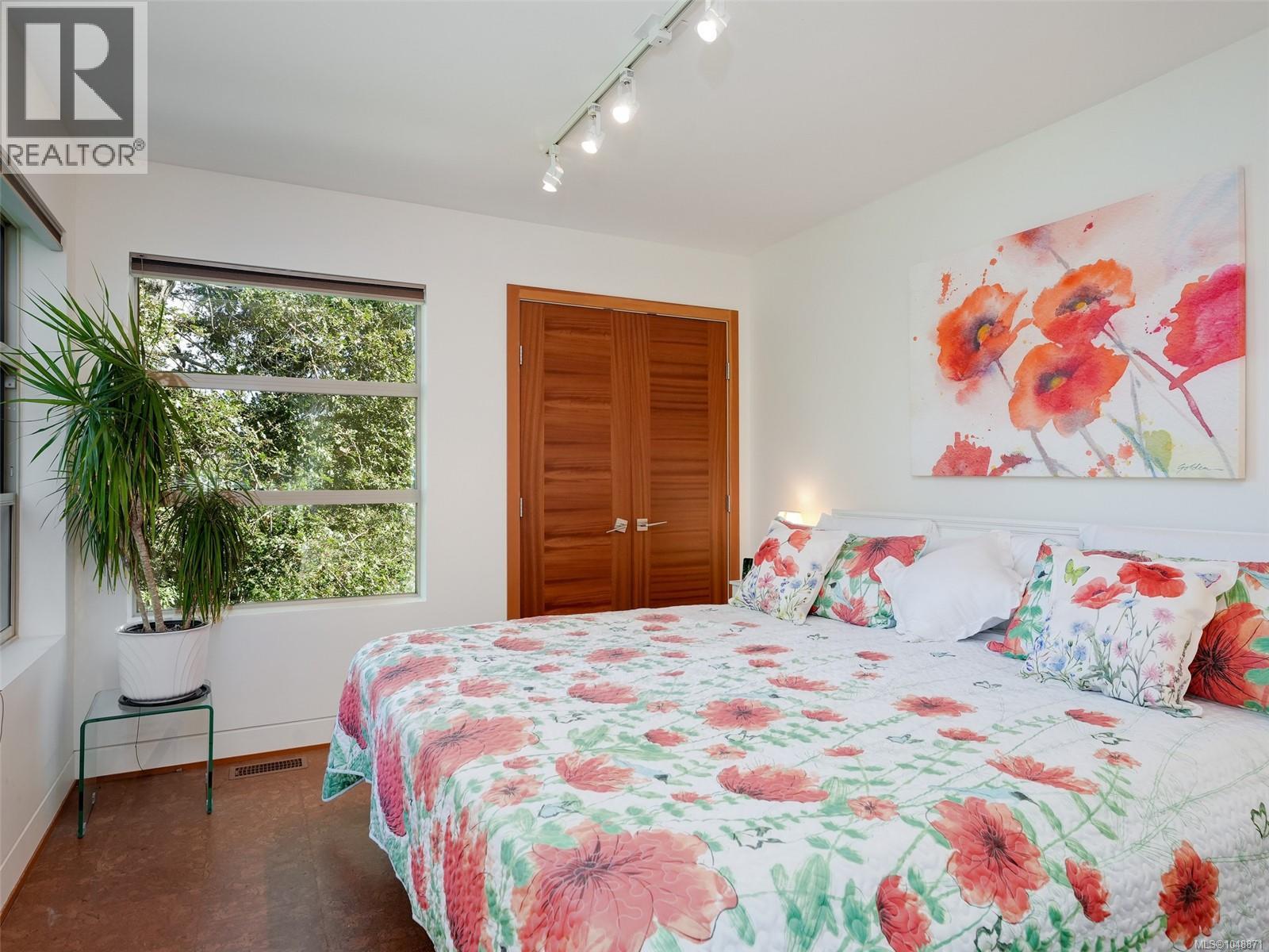 1047 San Marino Cres - 15