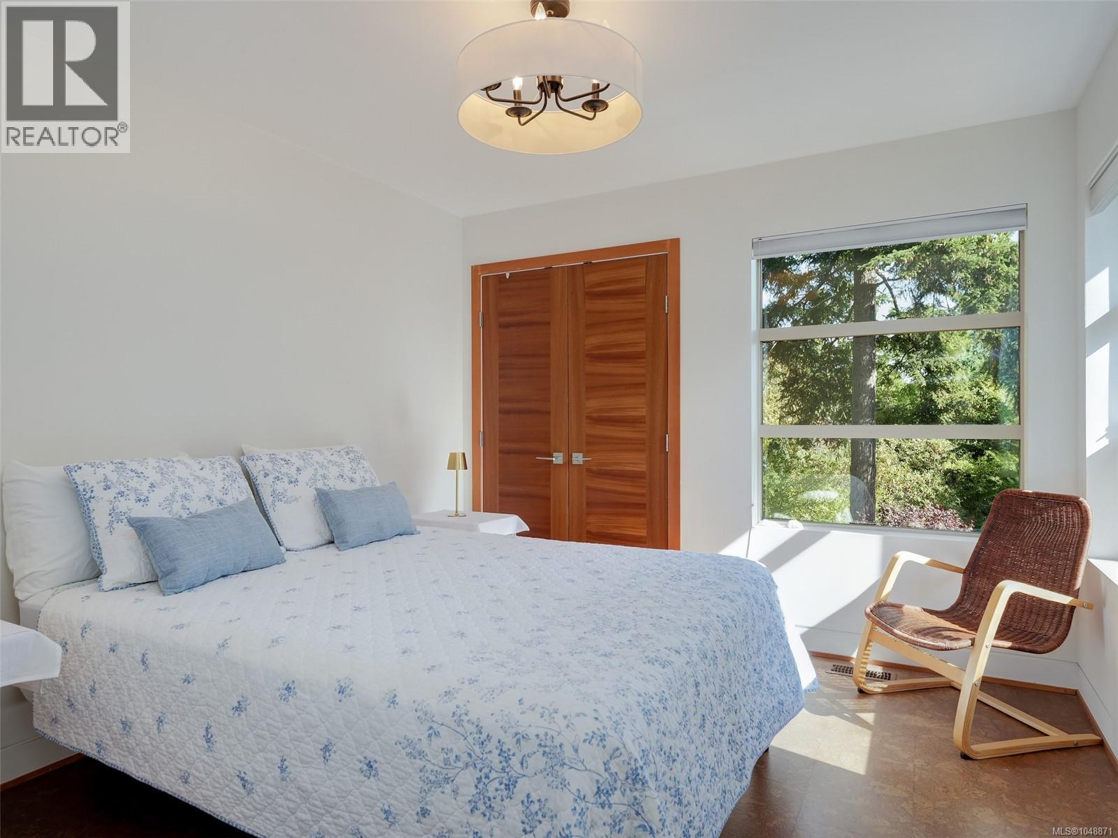 1047 San Marino Cres - 17