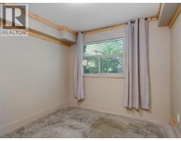1047 San Marino Cres, Saanich, BC V8X3B3 Photo 25