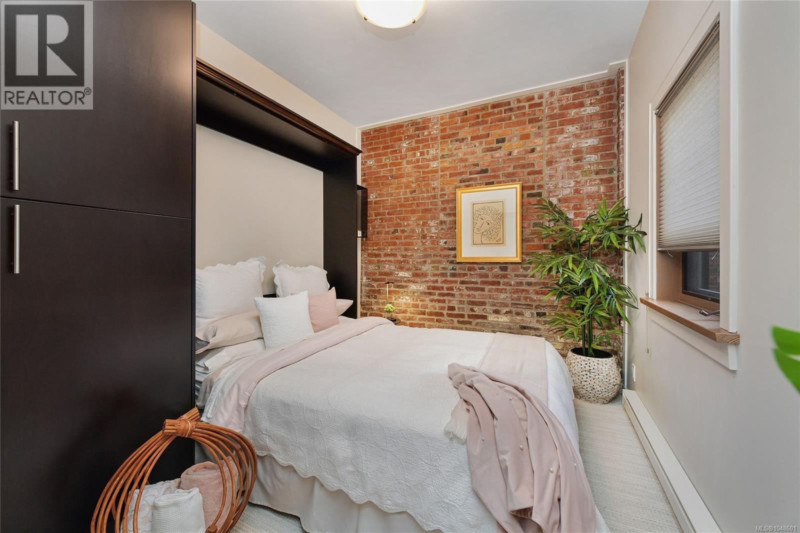 #3 440 Parry St - Image 19