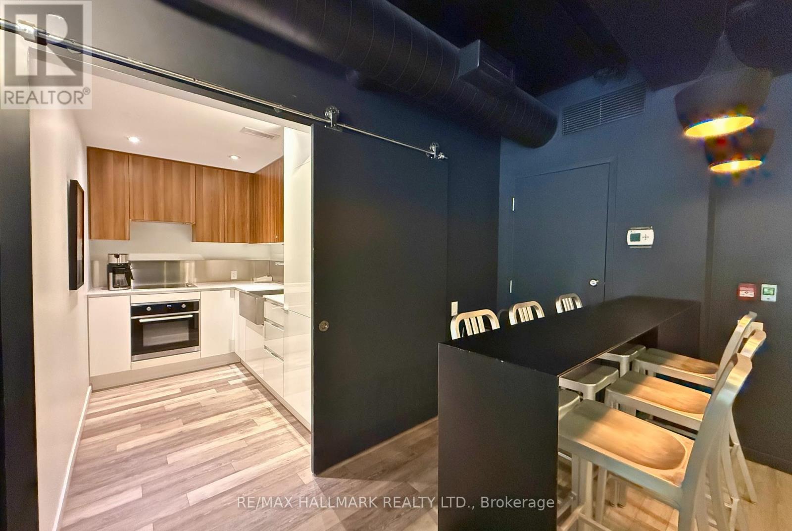 #313 383 SORAUREN AVENUE - Image 25