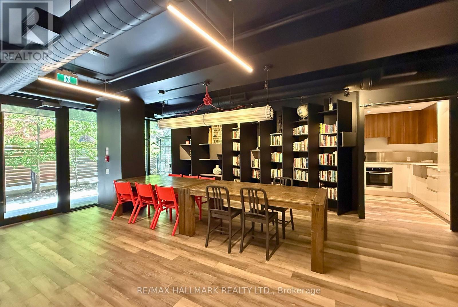 #313 383 SORAUREN AVENUE - Image 24