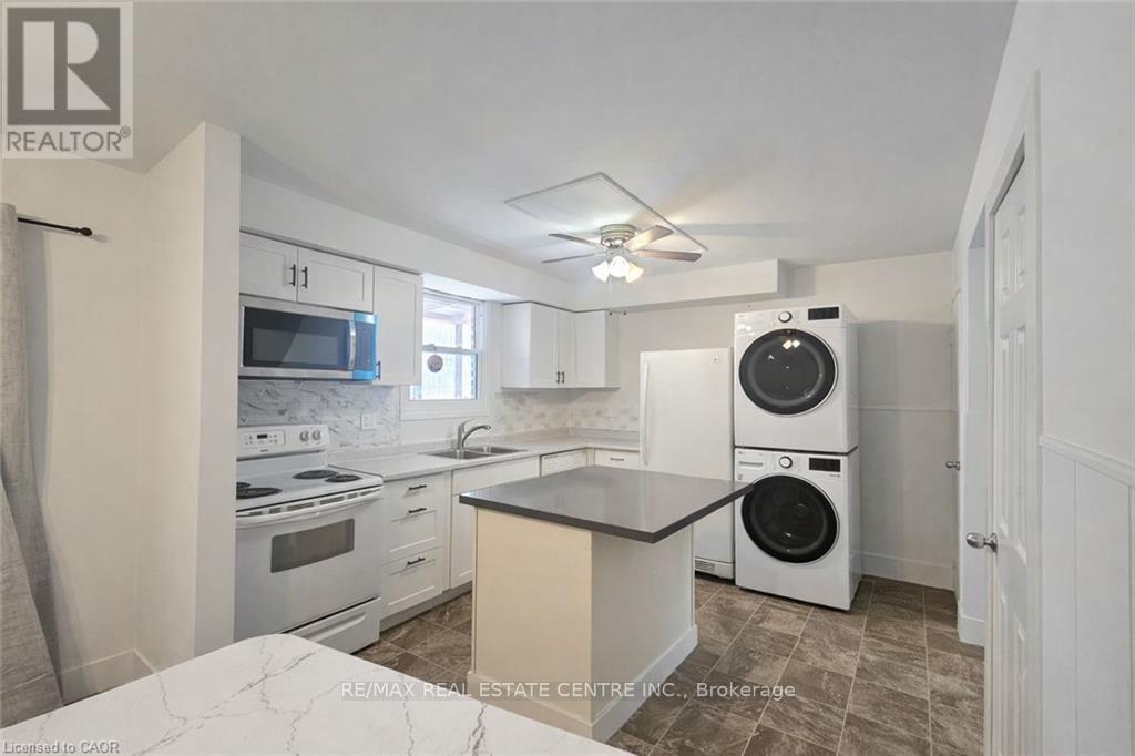 92 COPPERFIELD CRESCENT - 4