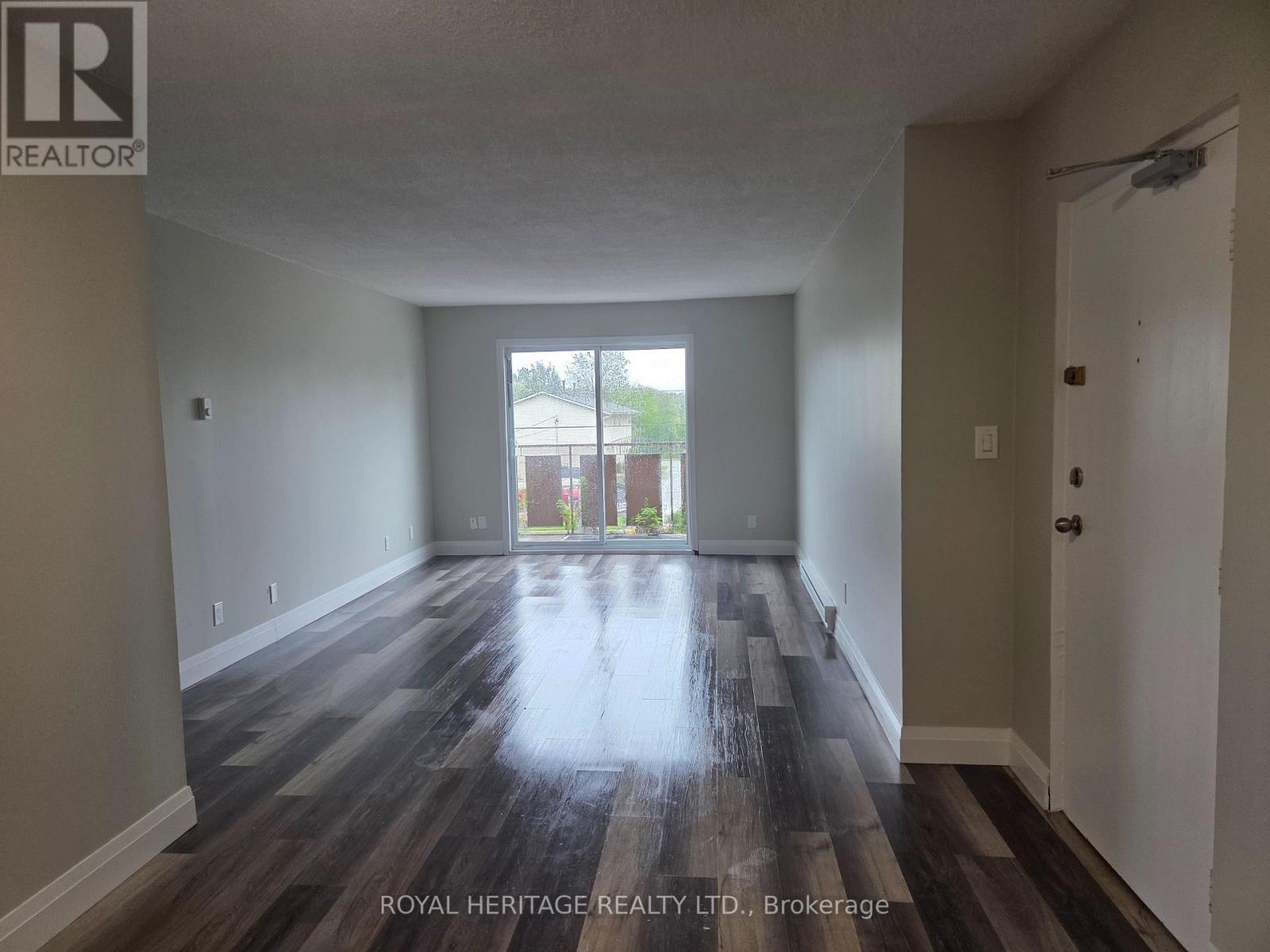 311 - 8800 WILLOUGHBY DRIVE, Niagara Falls (Chippawa) — photo 4