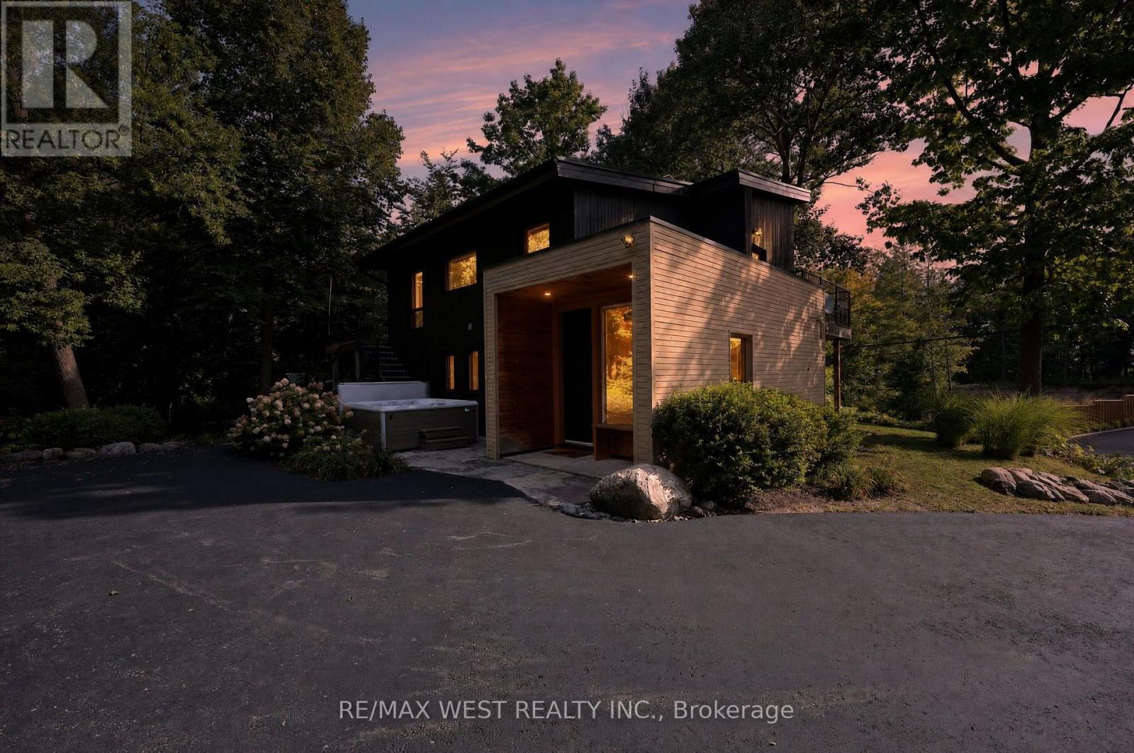112 KITZBUHL CRESCENT, Blue Mountains — photo 2