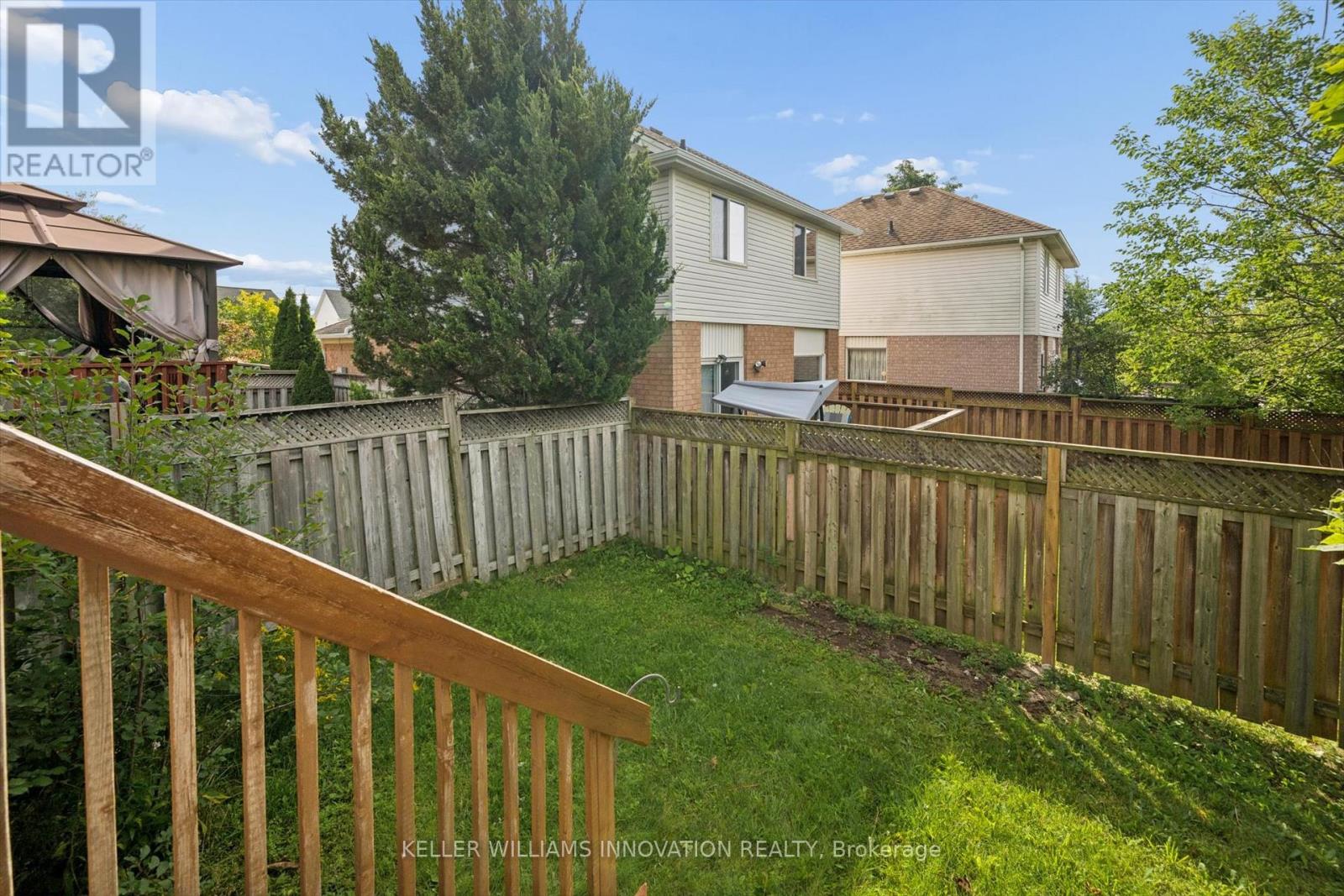 67 APPLE TREE DRIVE - 35