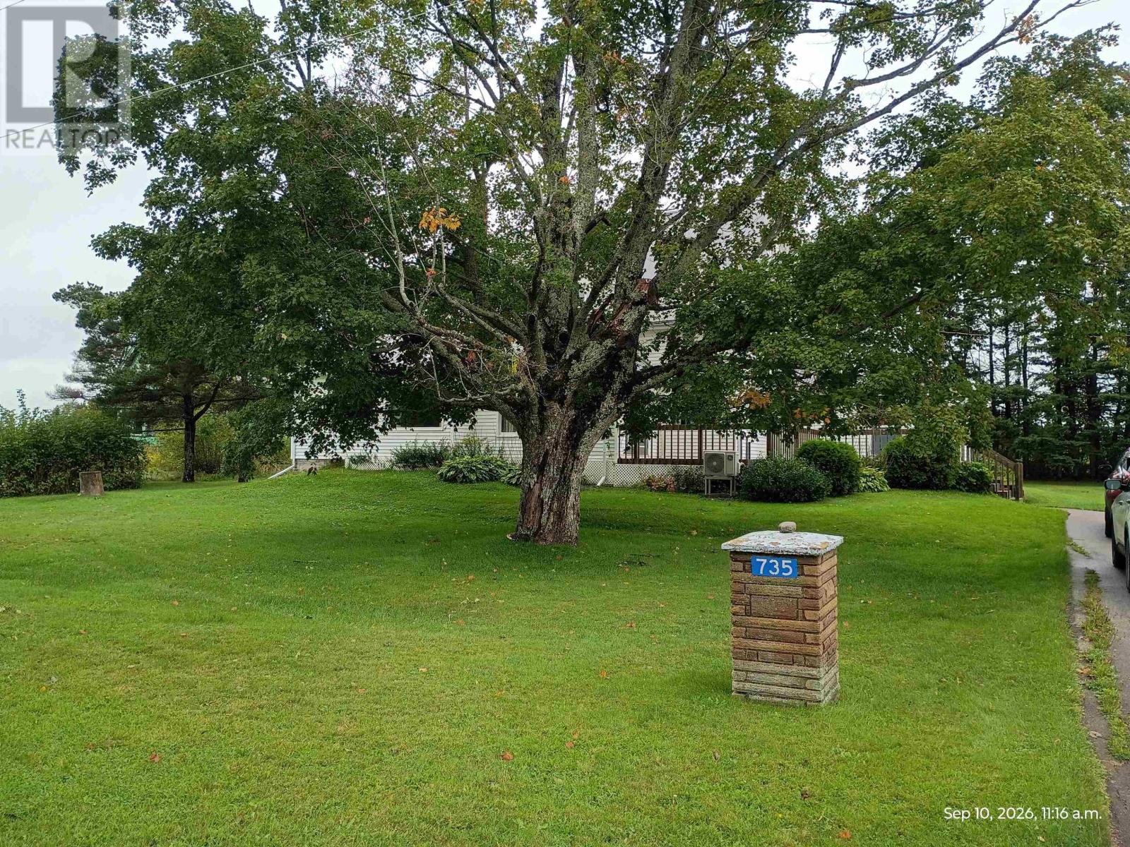 735 Drummond Road - 38