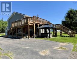 Porch - 636 Macdonald Road, Brookdale, NS B4H3Y4 Photo 8