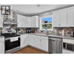 45 Jennifer Street, photo 12