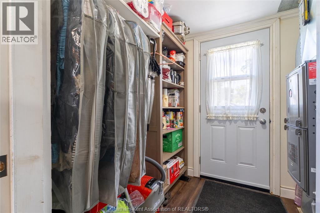 226 OAK STREET East - 25