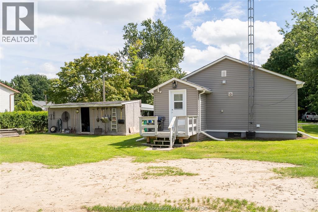 226 OAK STREET East - 27