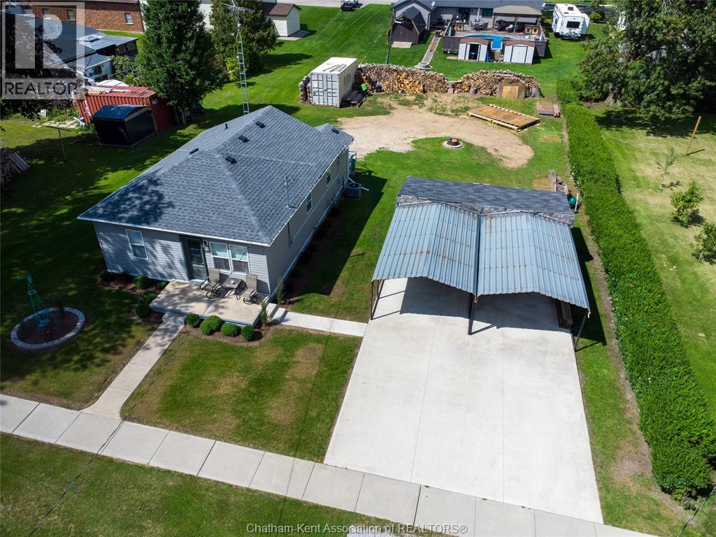 226 OAK STREET East - 35