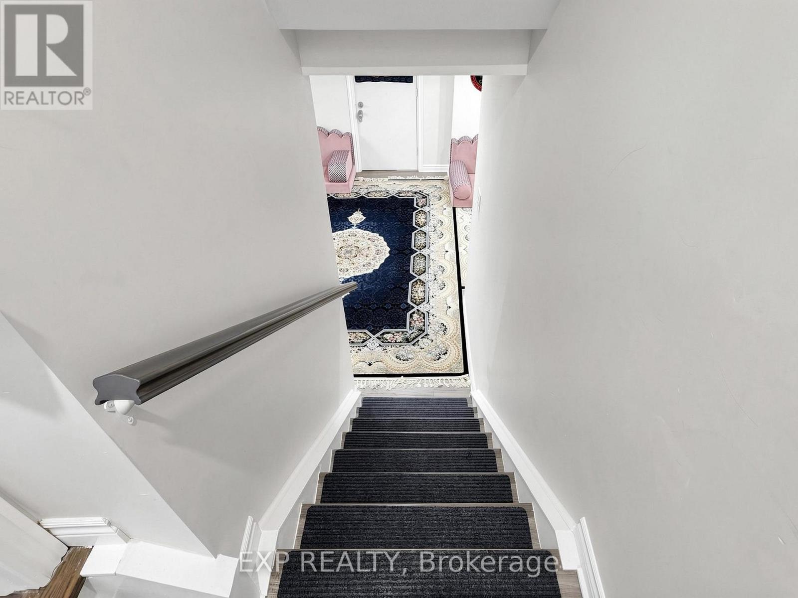 BSMT - 500 MCGREGOR FARM TRAIL, Newmarket (Glenway Estates) — photo 3