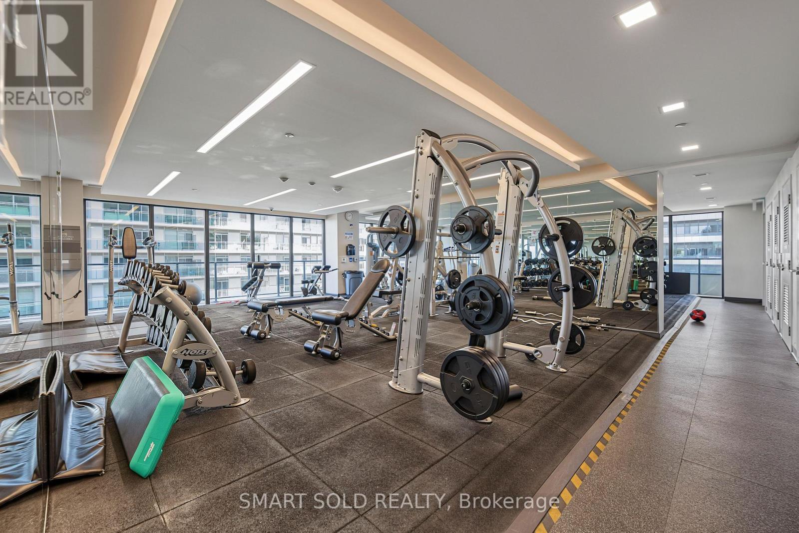 #2313 30 SHORE BREEZE DRIVE - Image 35