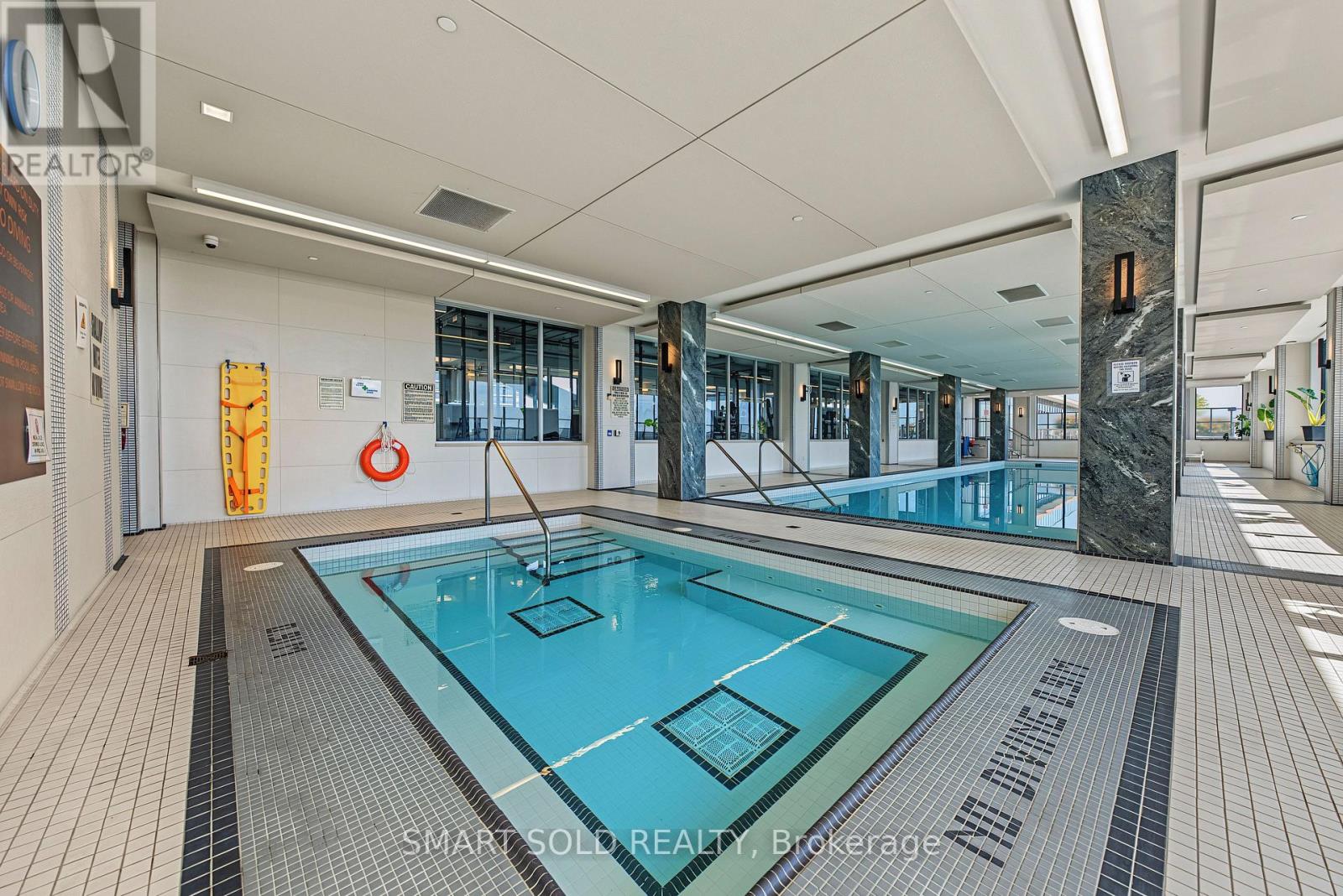 #2313 30 SHORE BREEZE DRIVE - Image 33