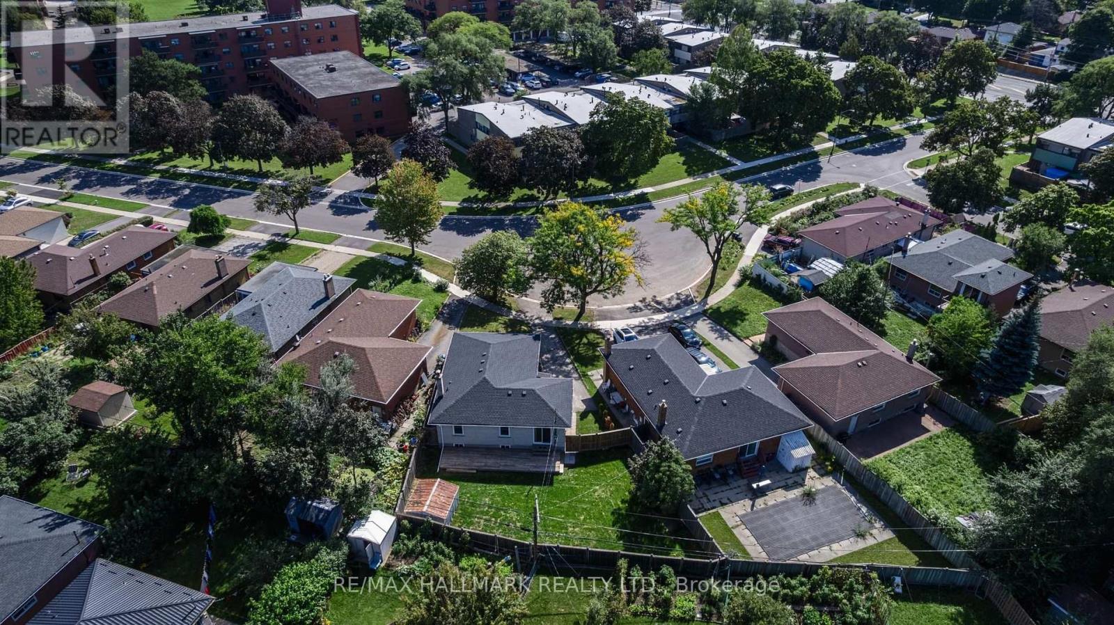 60 BRIDESBURG DRIVE - Image 36