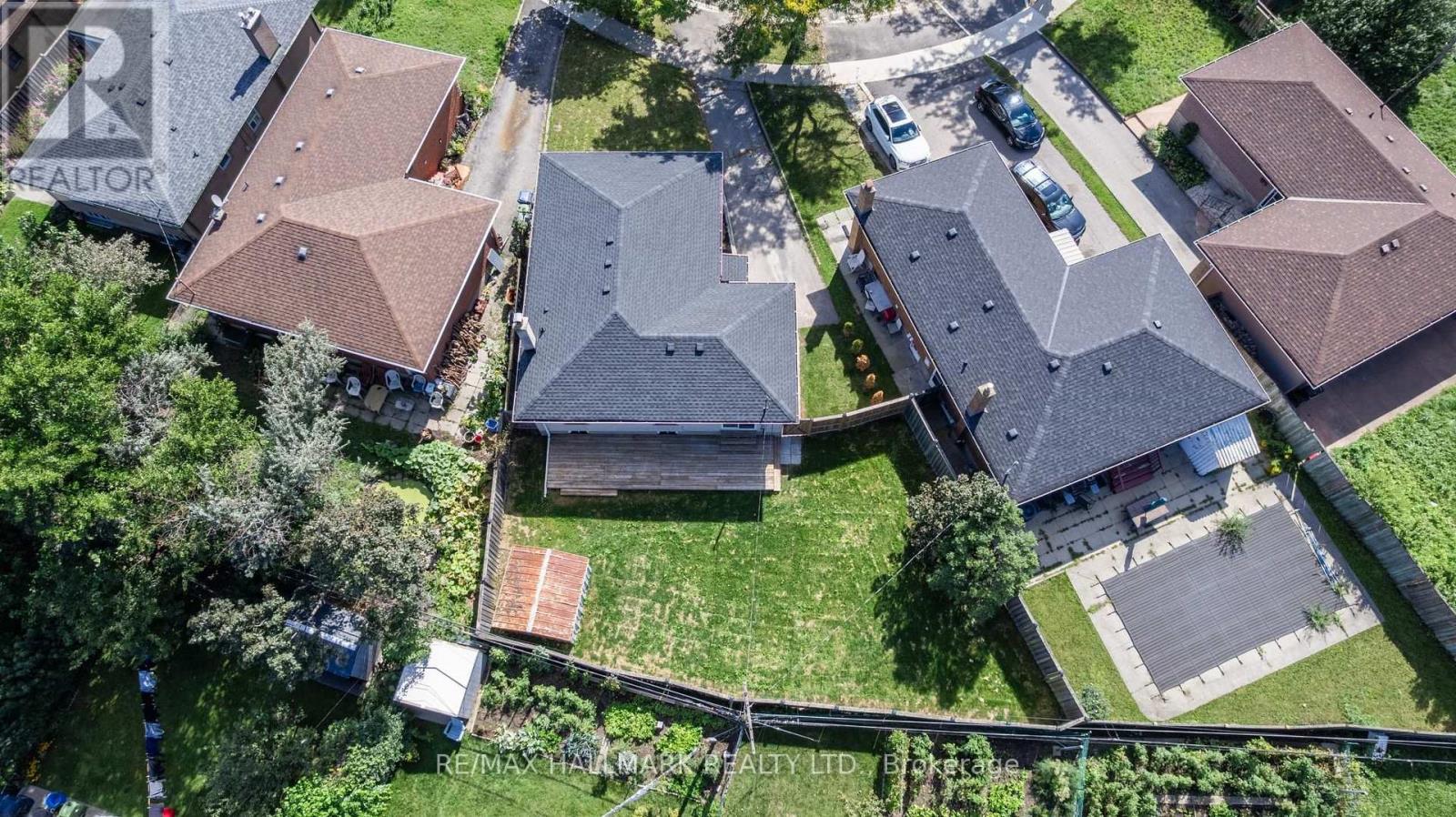 60 BRIDESBURG DRIVE - Image 37