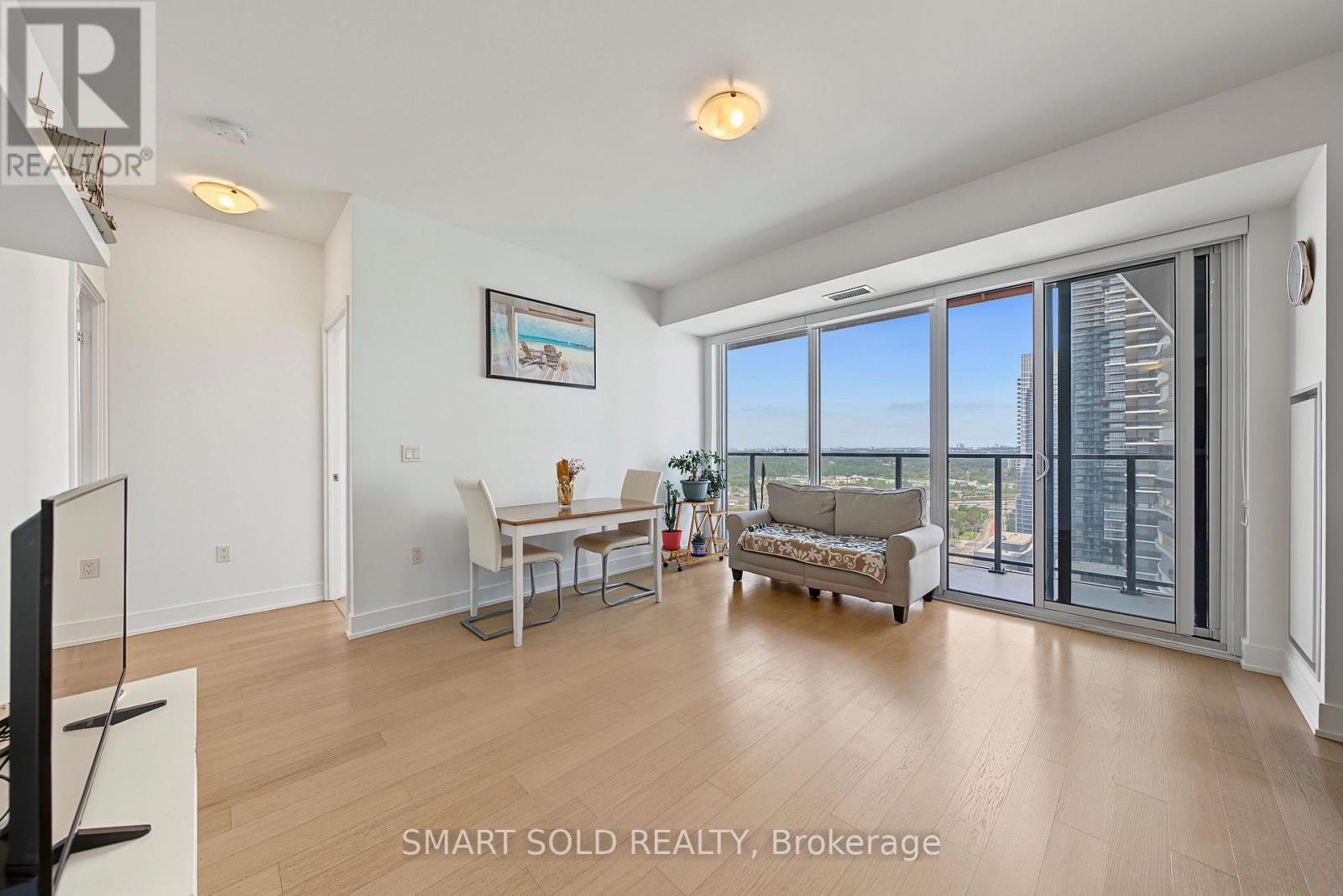 #2313 30 SHORE BREEZE DRIVE - 7