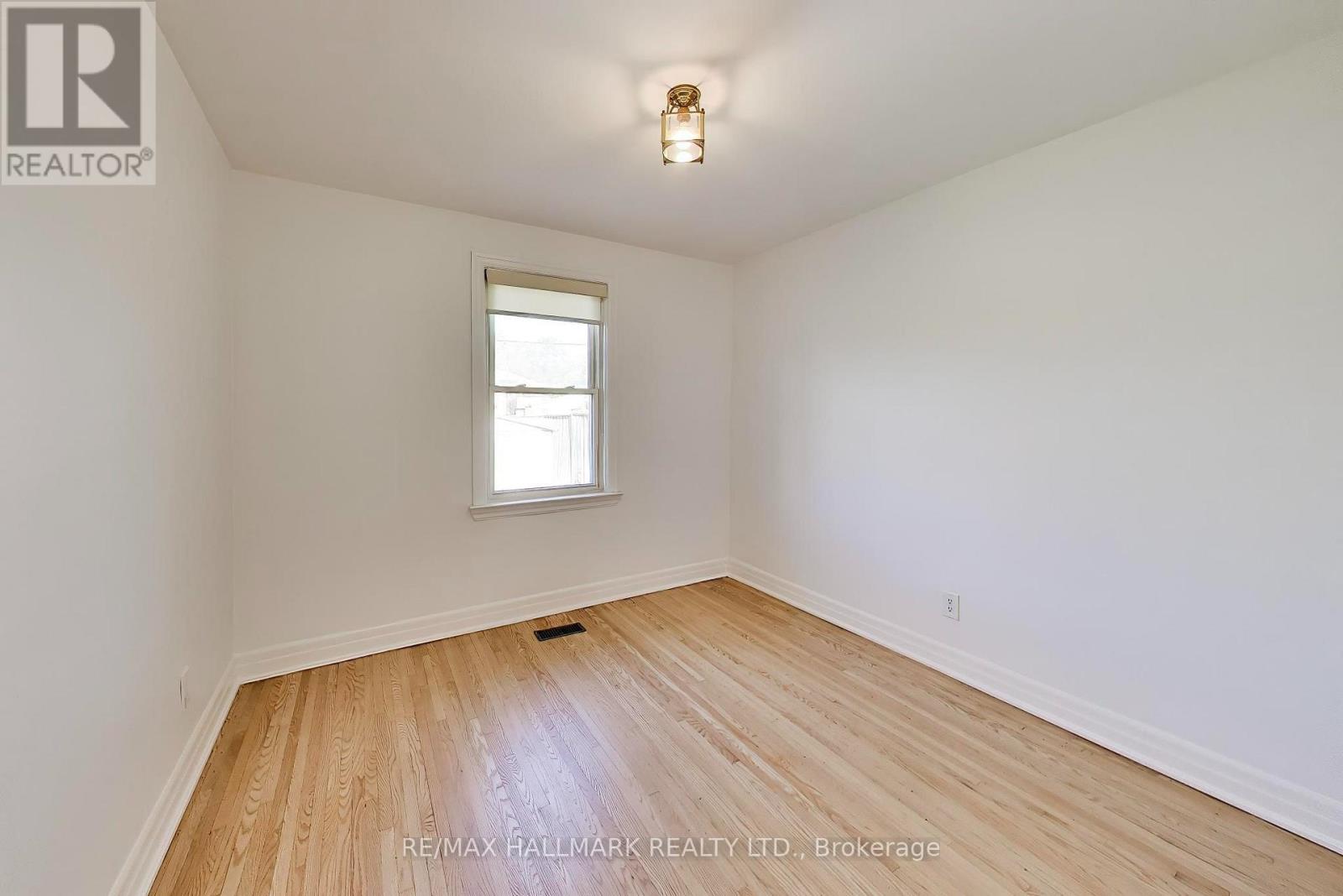 60 BRIDESBURG DRIVE - Image 17
