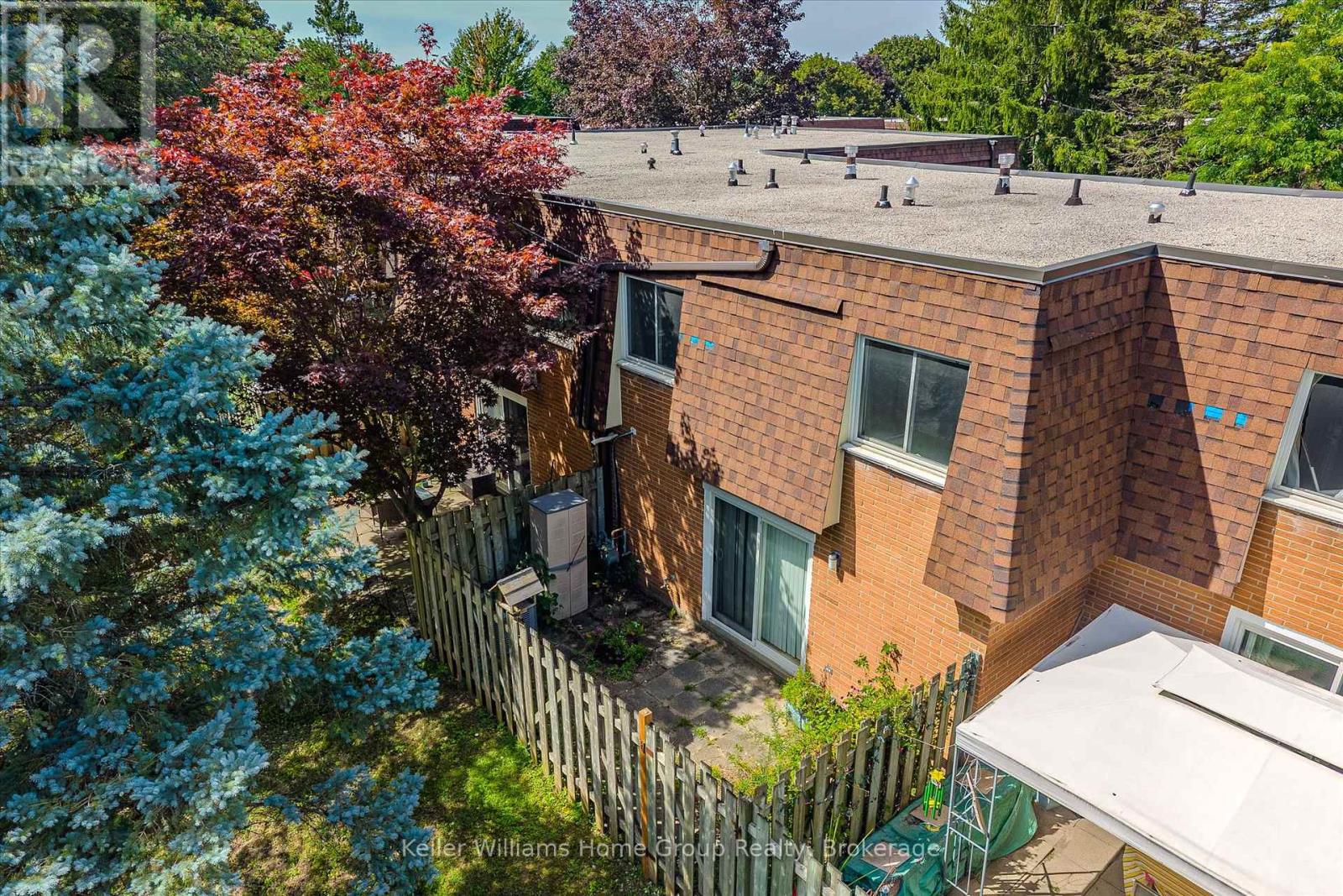 #22 120 COUNTRY CLUB DRIVE - 30