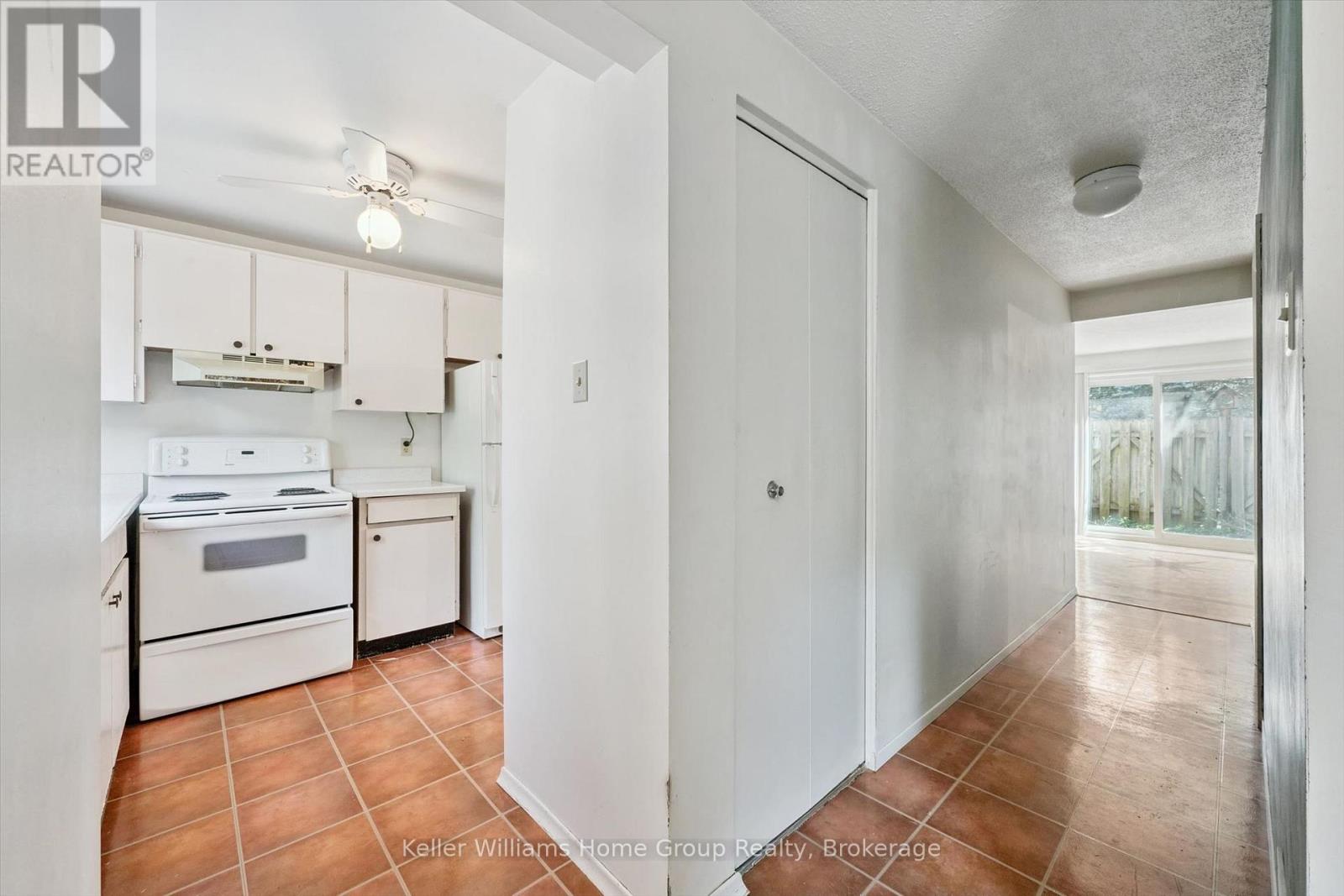 22 - 120 COUNTRY CLUB DRIVE, Guelph (Victoria North) — photo 5