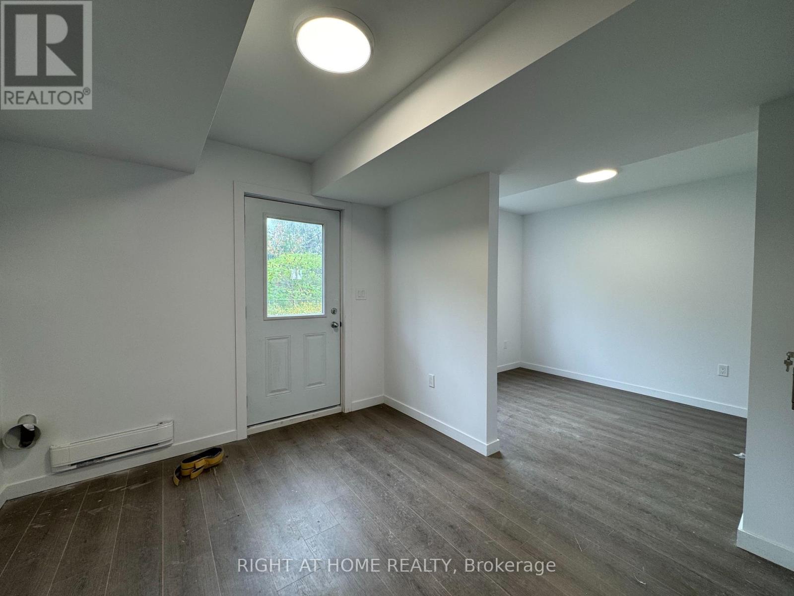 (LOWER) - 107 HIGHRIVER TRAIL, Welland (Broadway) — photo 5