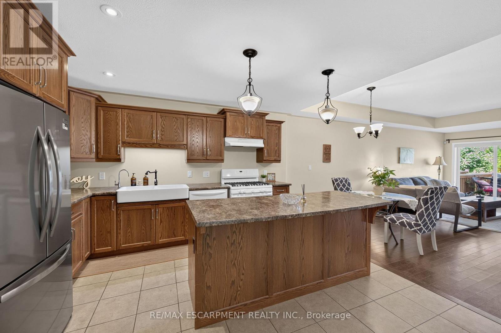 10 EMILY STREET - Image 13