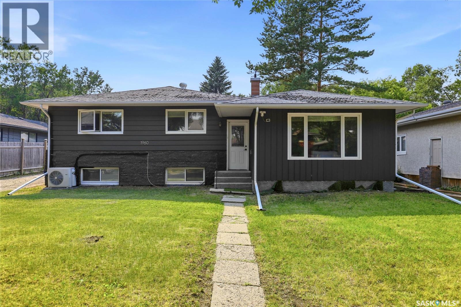 1960 Cowan CRESCENT - Image 36